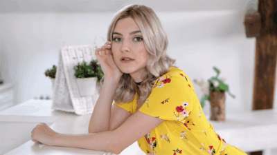 Eva Elfie